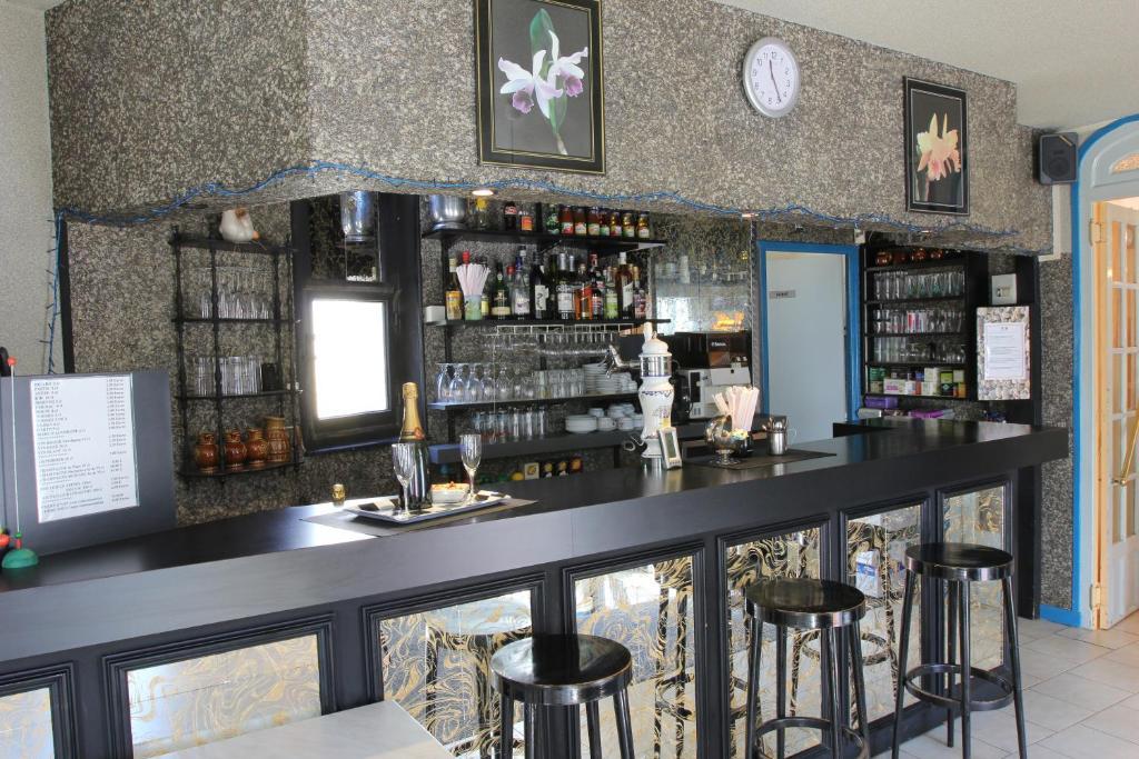Cleotel Ла Бурбул Екстериор снимка